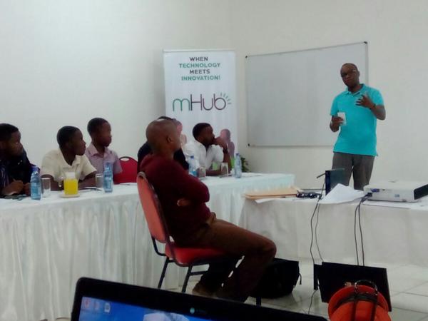 mhub startup camp session