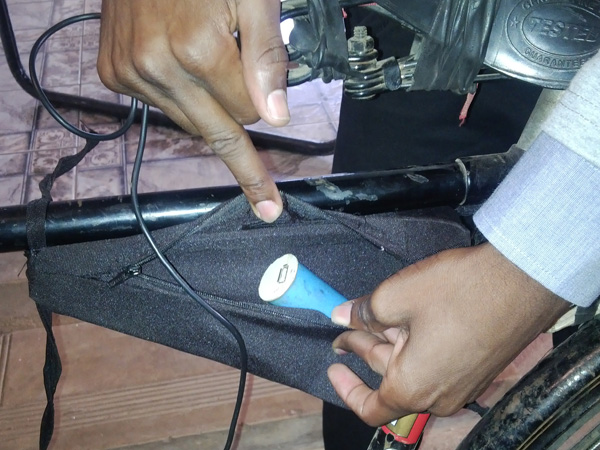 Mixon Faluweki and his Padoko charger