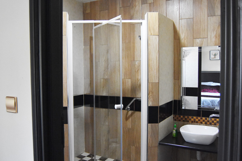 Annavilla7-Bathroom